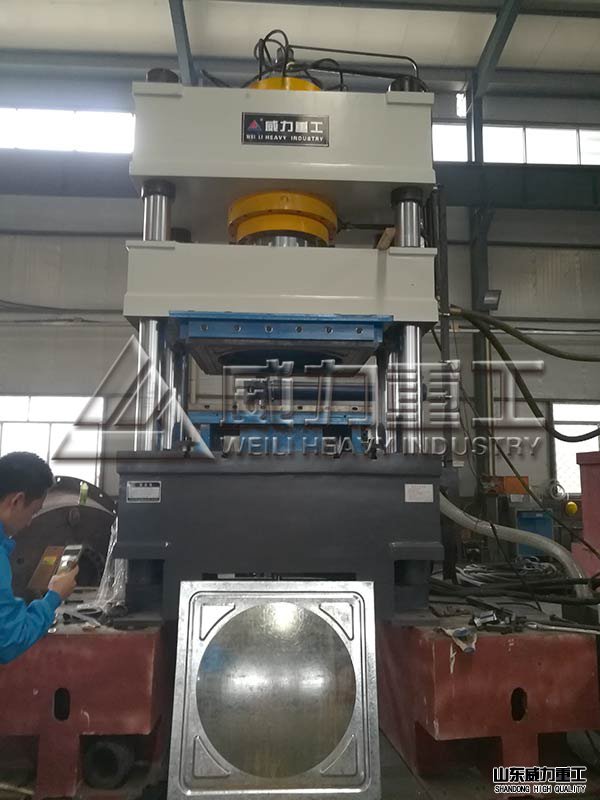 400噸不銹鋼水箱拉伸成型液壓機